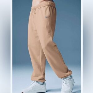 ALO Yoga Men's Camel Joggers